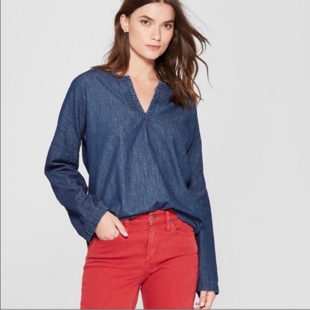 Universal Thread Denim Blouse NEW